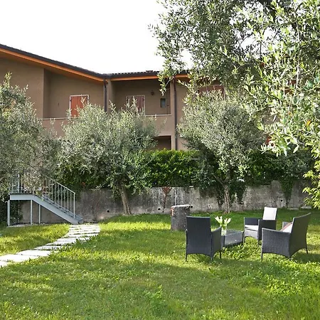 Guest house Ai Poggi Bardolino